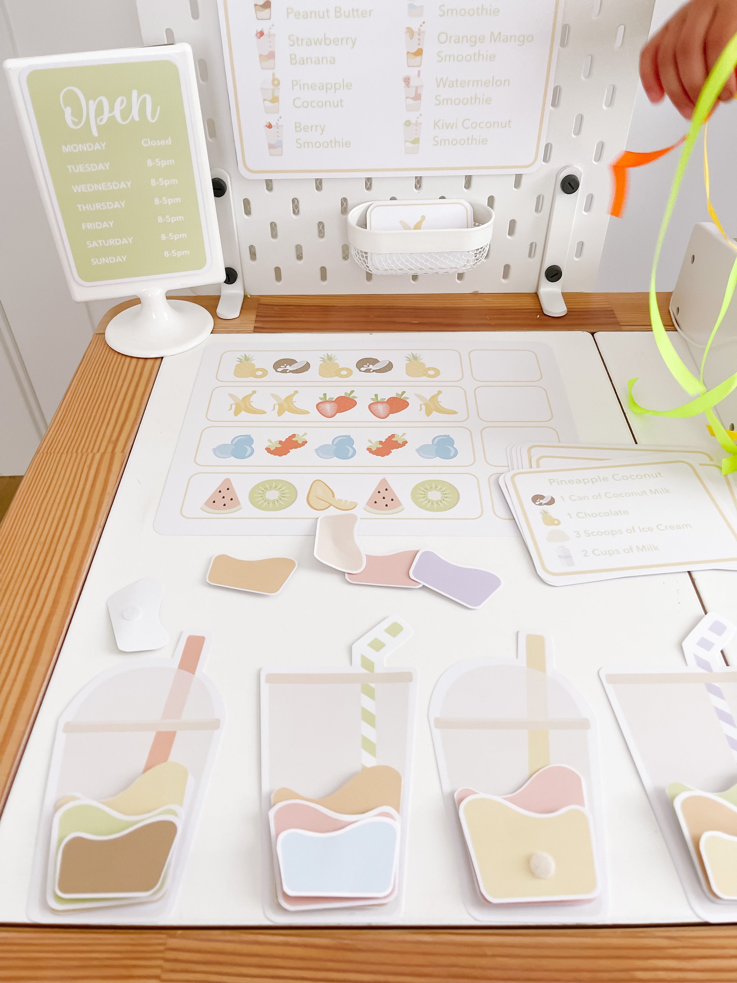 Smoothie Shop Dramatic Play Kit