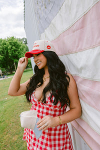 Kiss me I'm American - Red Vintage Trucker Hat