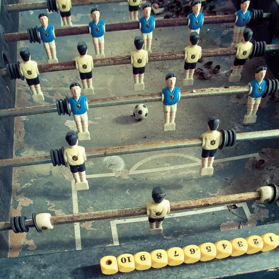 Foosball "Frame Me Up" 250 Piece Jigsaw Puzzle Clementoni - BIG FRENCHIES