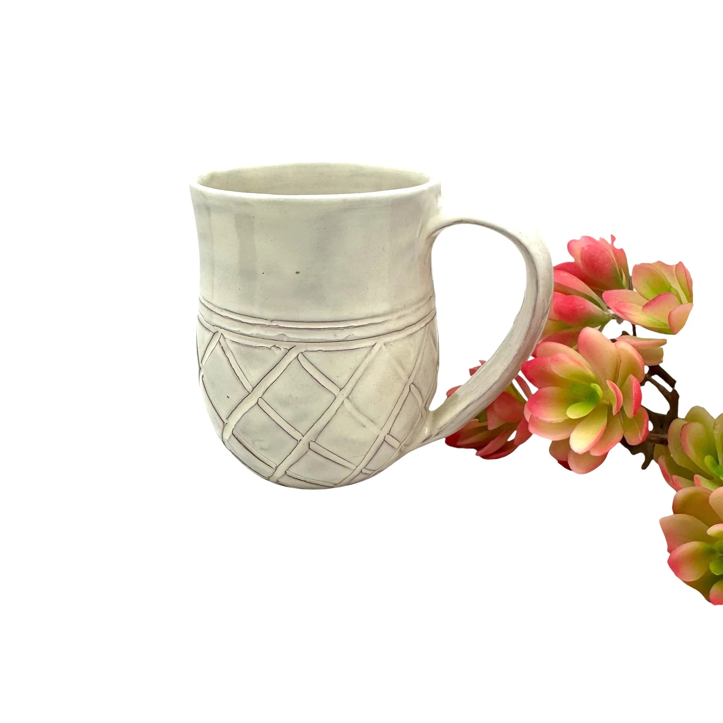 Ivory Ananas Mug - BIG FRENCHIES