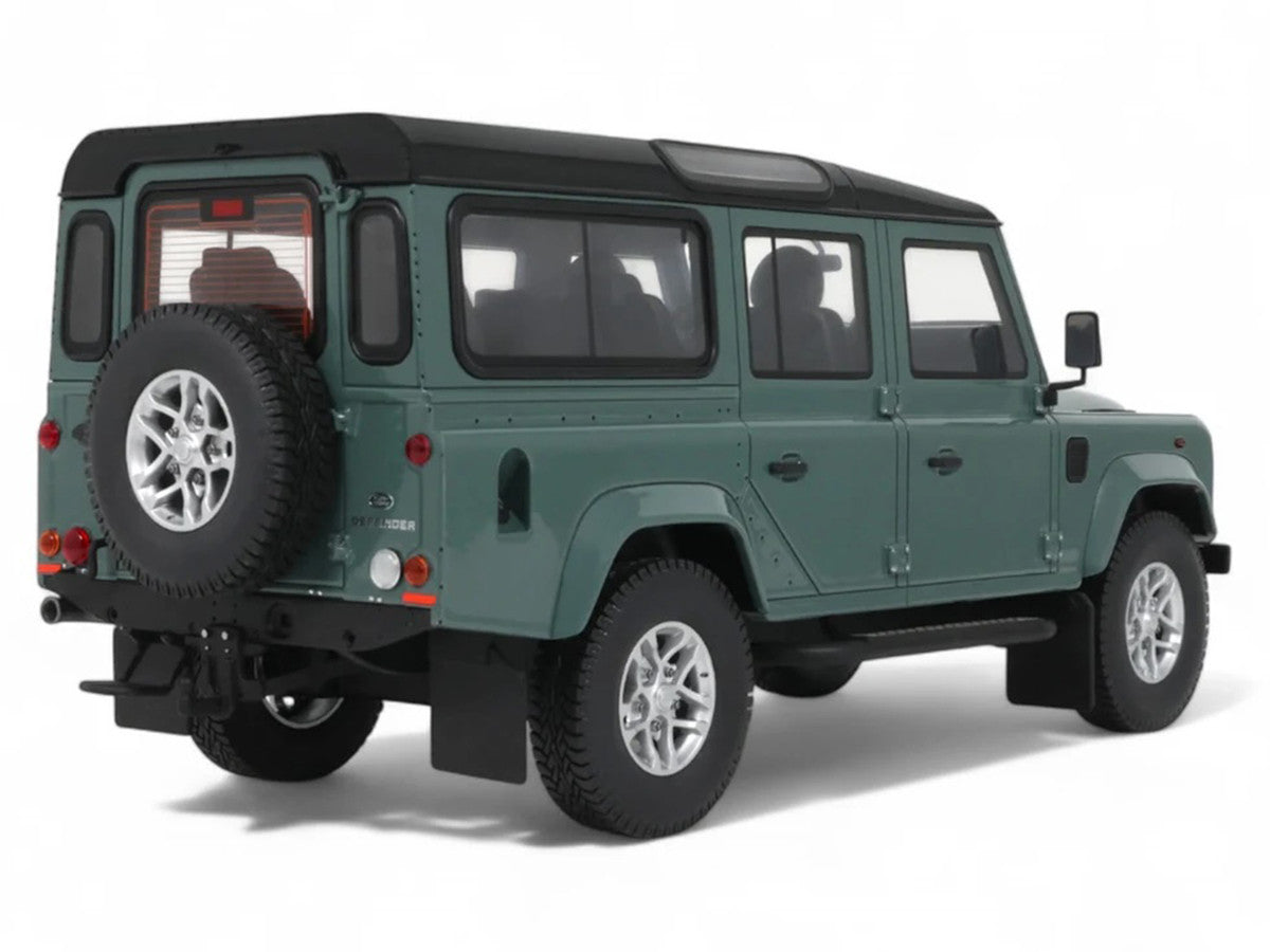 2016 Land Rover Defender 3 Station Wagon Green with Black Top 1/18 Model Car by GT Spirit