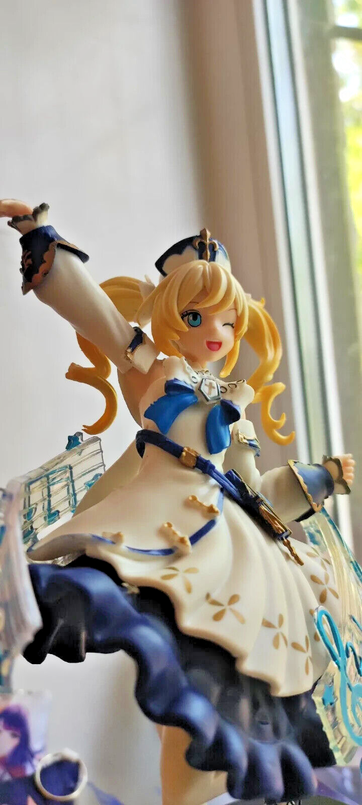 Genshin Impact Barbara Figure, Lumine, Xiangling Traveler Aether Venti