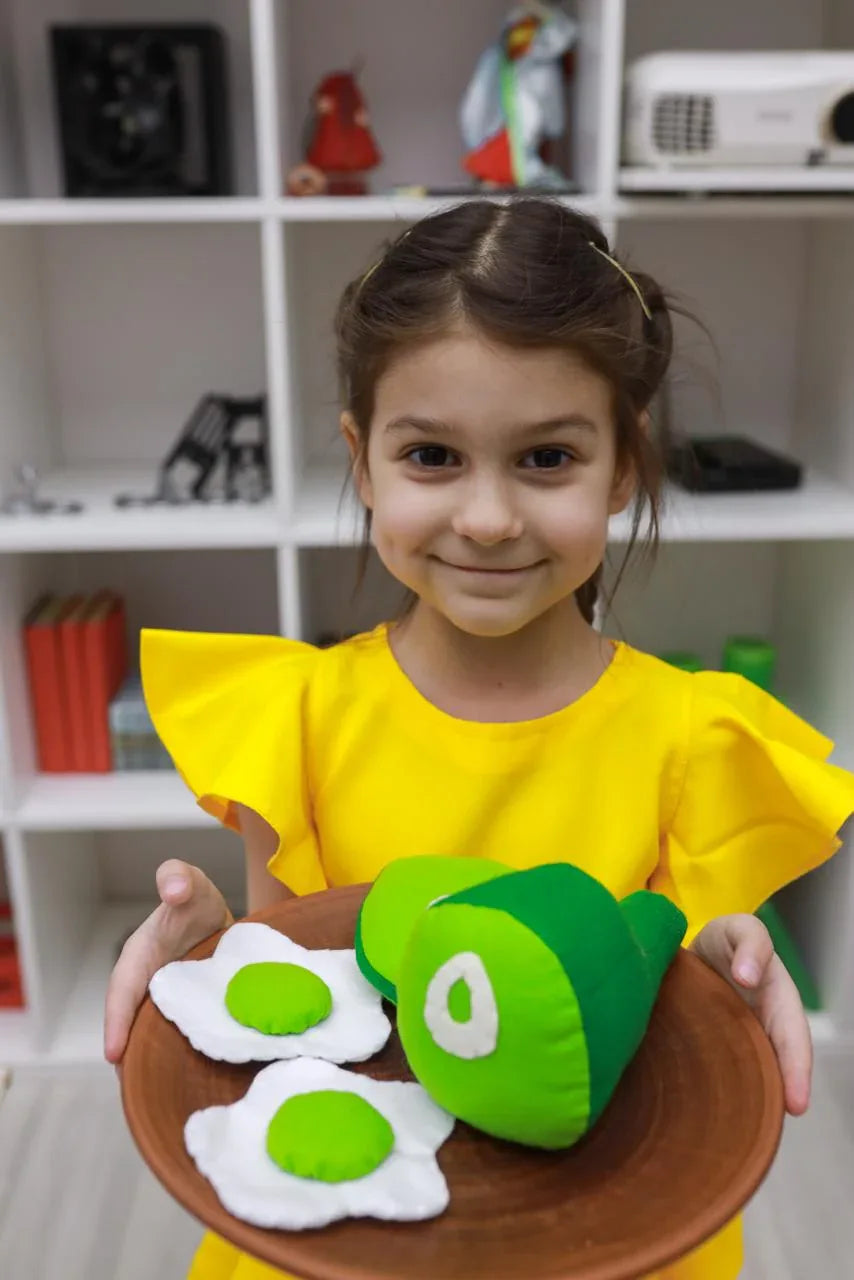 Green eggs and ham plush toy Pretend play food - BIG FRENCHIES