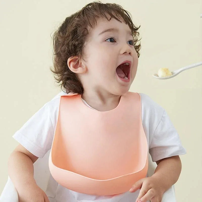 Newborns Solid Silicone Baby Feeding Bibs Burp Cloths Fashionable Breastplate Baby Stuff For Kids - BIG FRENCHIES