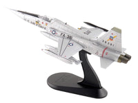 Northrop F-5A Freedom Fighter Aircraft "38381" (1960s) United States Air Force "Air Power Series" 1/72 Diecast Model by Hobby Master