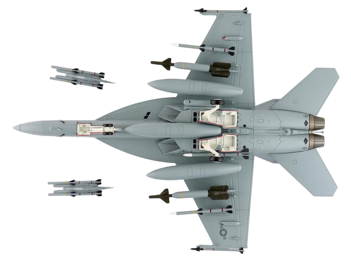 Boeing F/A-18E Super Hornet Fighter Aircraft "Dagger Team (with decals)" United States Navy "Air Power Series" 1/72 Diecast Model by Hobby Master