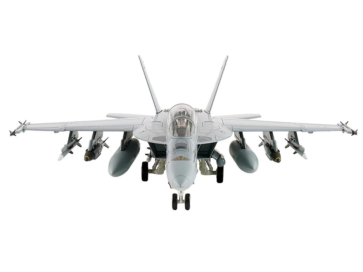 Boeing F/A-18F Super Hornet Fighter Aircraft "165875 Green Hornet VX-23 Salty Dogs NAS Patuxent River" (2011) United States Navy "Air Power Series" 1/72 Diecast Model by Hobby Master