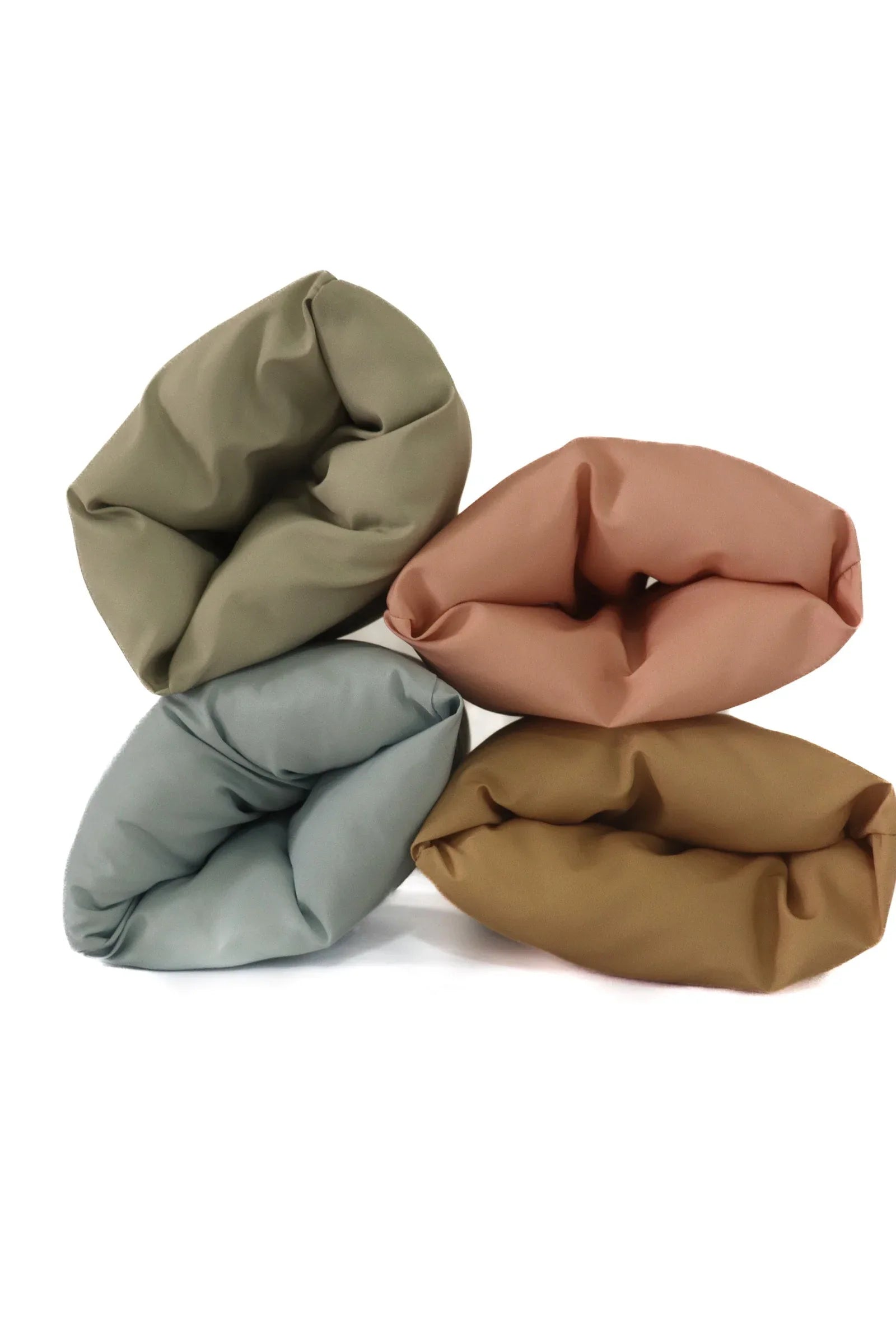 Meadow Wipeable Cradle Arm Pillow - BIG FRENCHIES