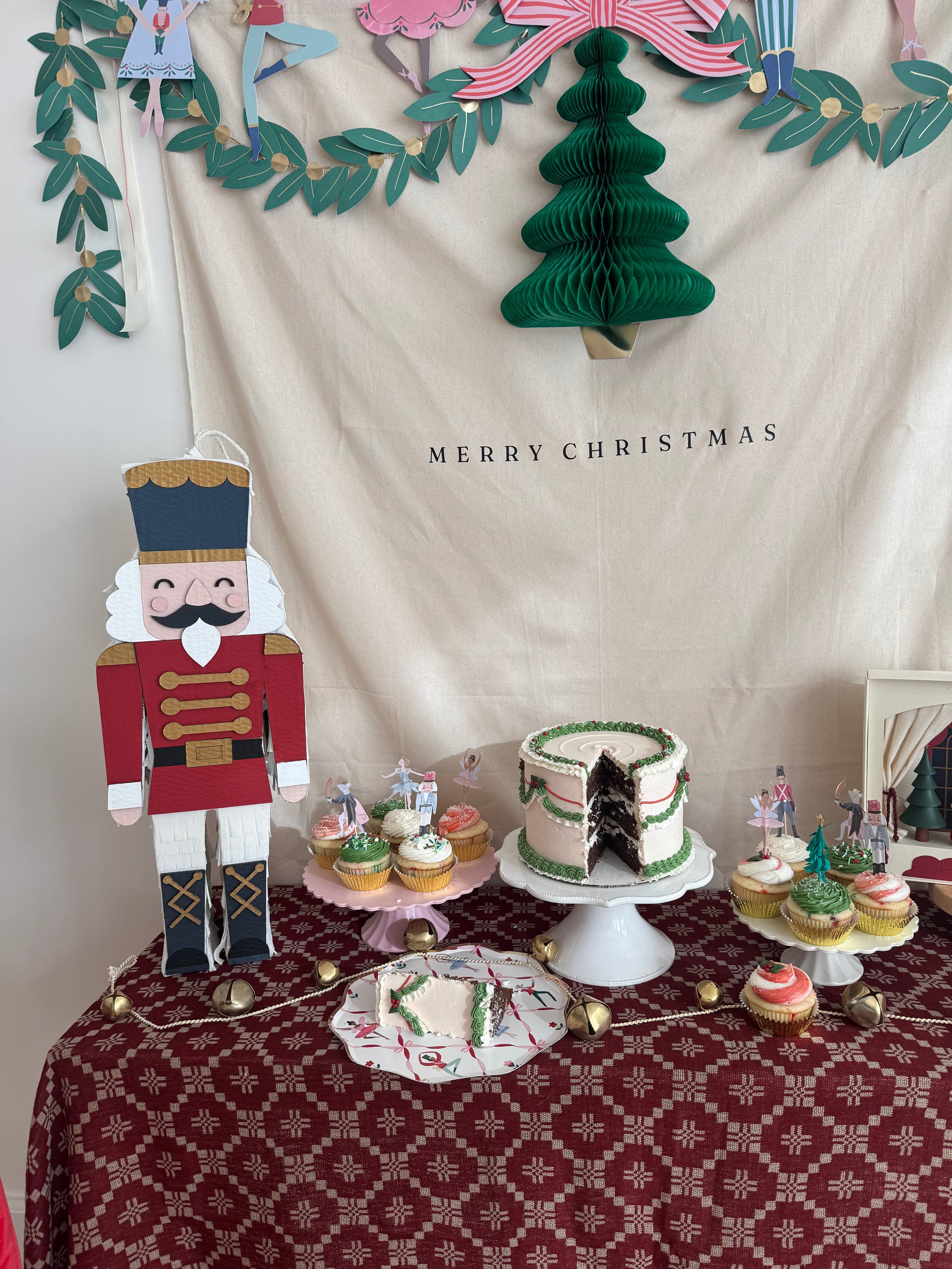 The nutcracker piñata