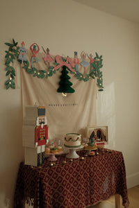 The nutcracker piñata