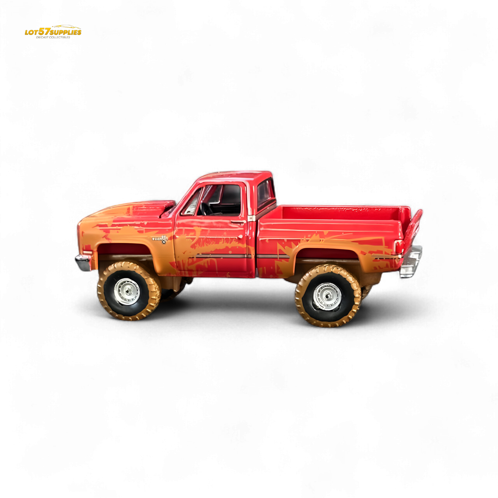 Auto World 1983 Chevrolet Silverado K10 4x4 Muddy Lifted 1:64