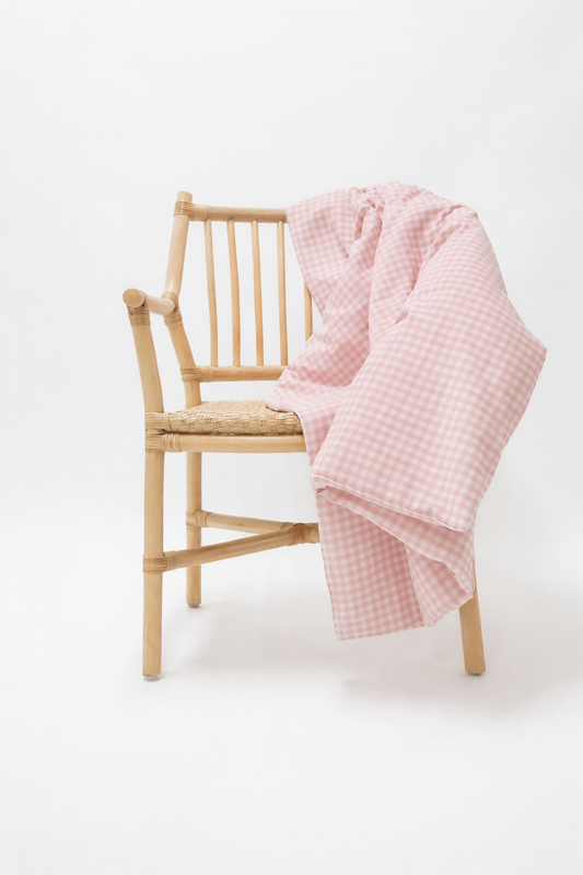 Rosey Gingham Crib Quilted Blanket