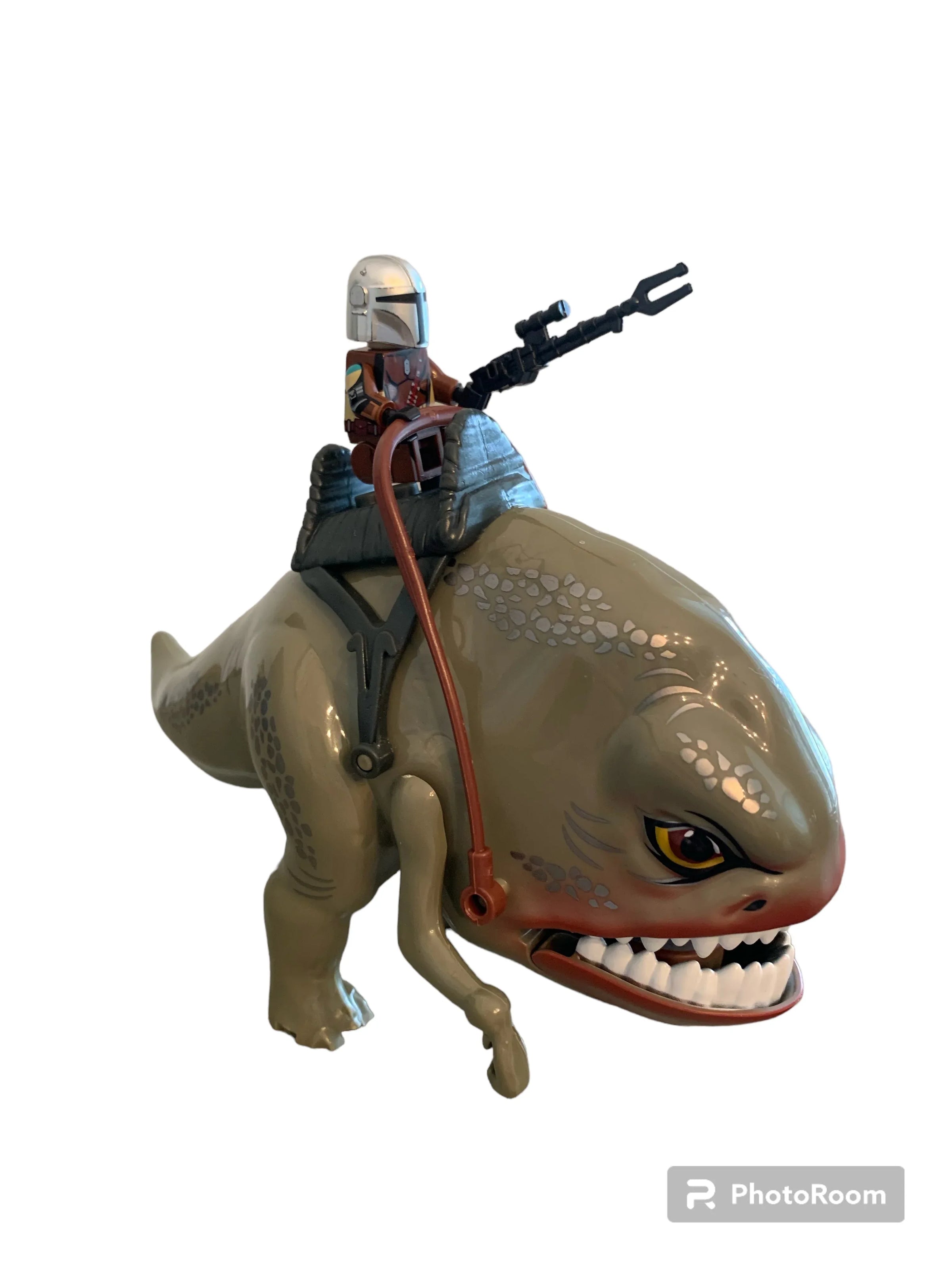 Mandalorian on Blurrg - BIG FRENCHIES