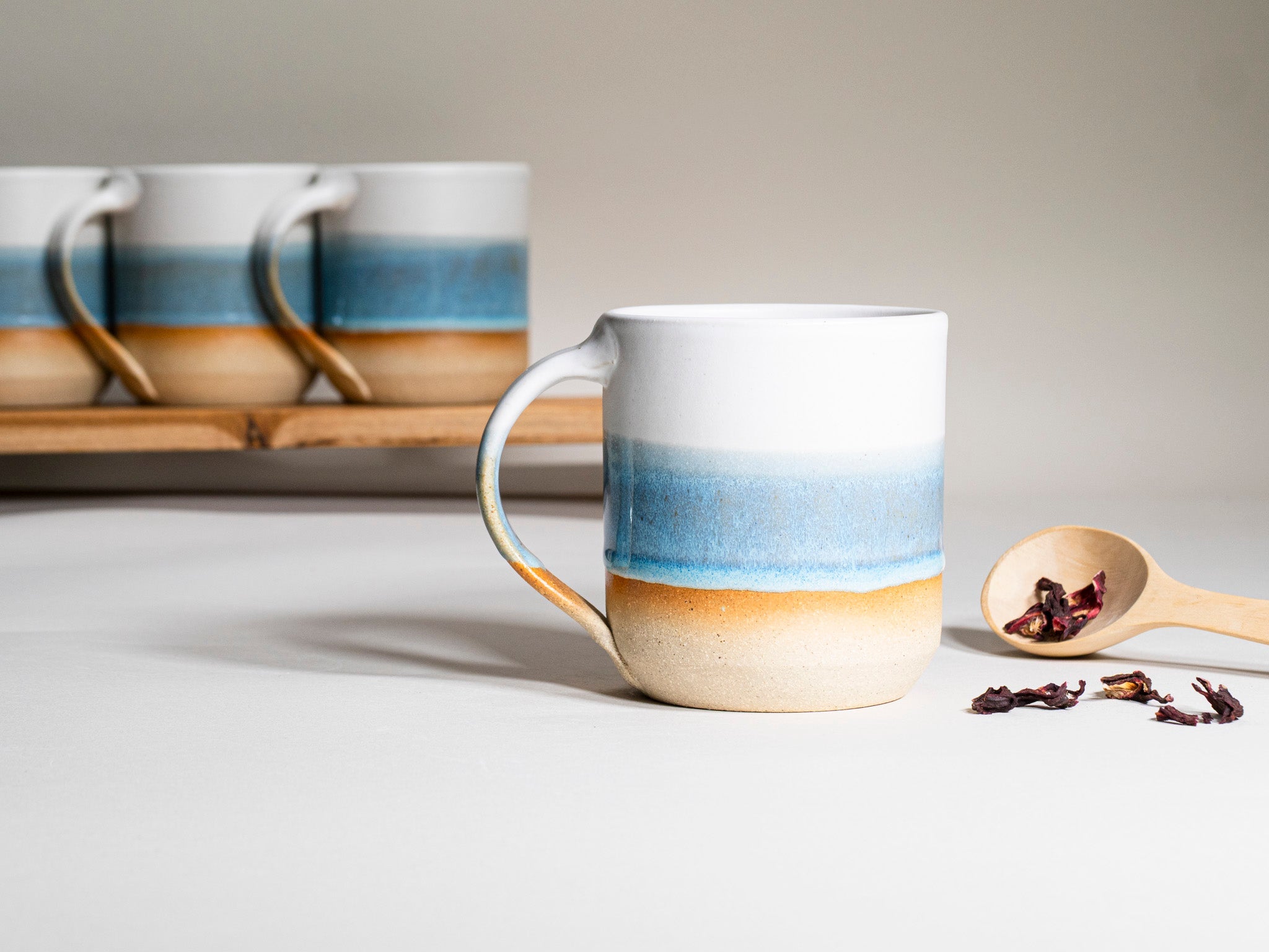 Ceramic Coffee Tea Mug with Handle Ice Blue White 14 oz Stoneware