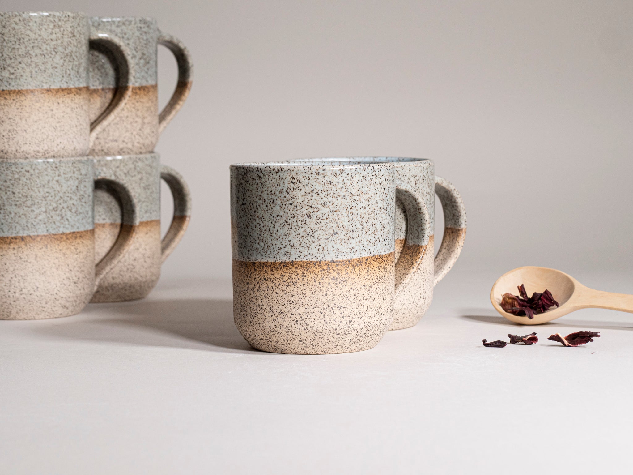 Ceramic Coffee Tea Mug with Handle Speckled Blue-Grey White 14 oz Stoneware