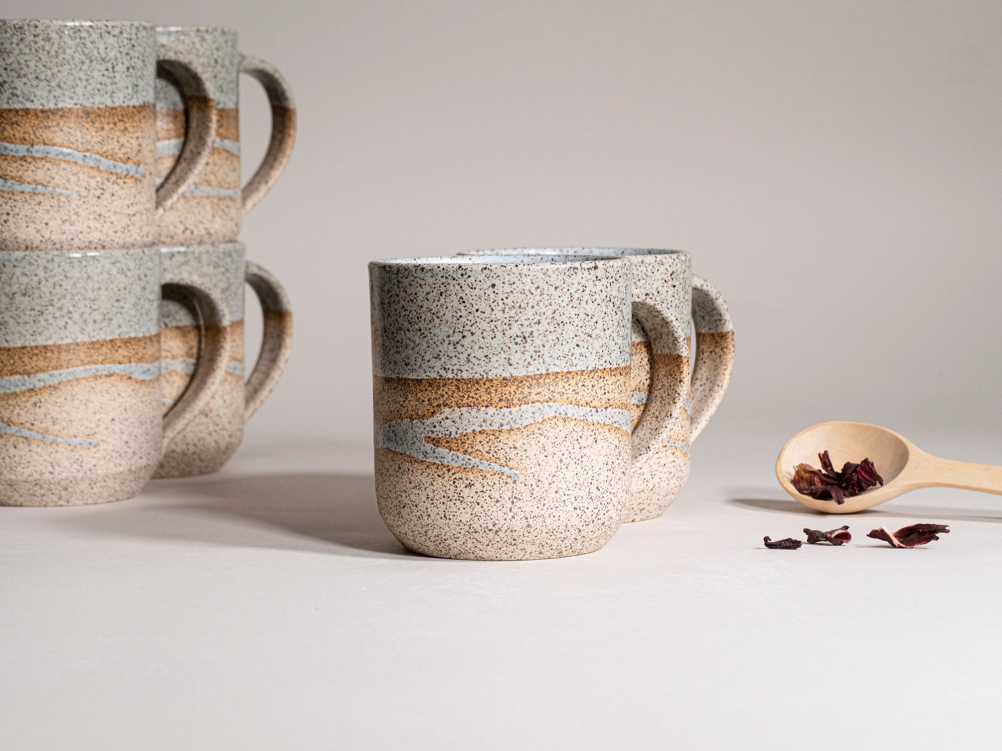 Ceramic Coffee Tea Mug Speckled Blue-Grey White w/Trailing 14 oz Stoneware