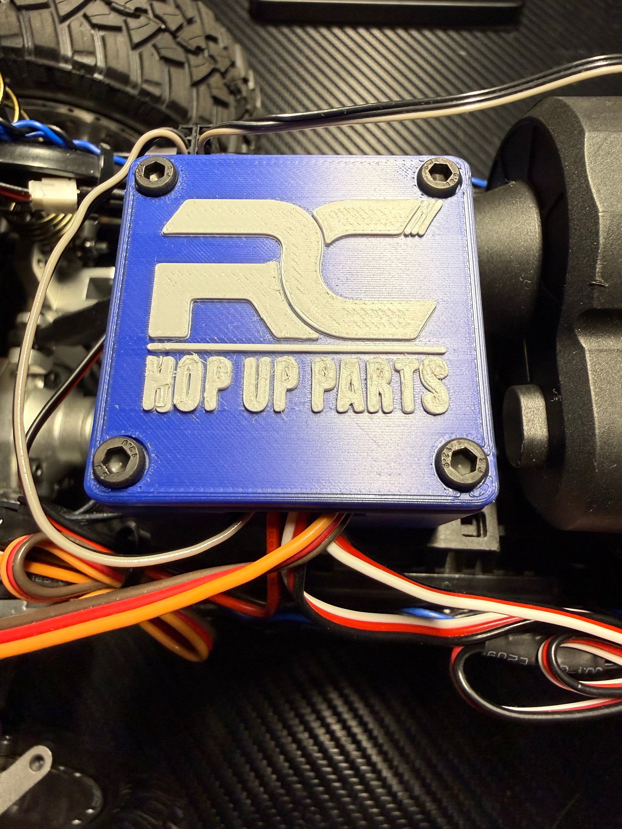 RC Hop Up Parts Large RC Receiver Box Black, Threaded M3 Inserts and Lid for CEN Racing F450, F250, Sicario