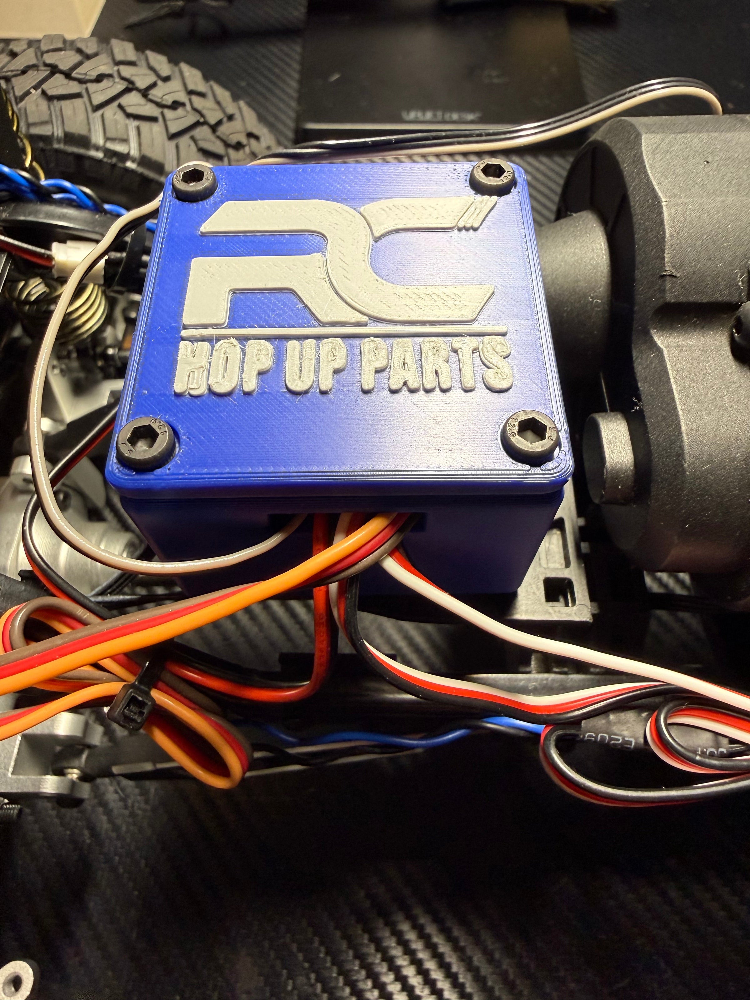 RC Hop Up Parts Large RC Receiver Box Black, Threaded M3 Inserts and Lid for CEN Racing F450, F250, Sicario