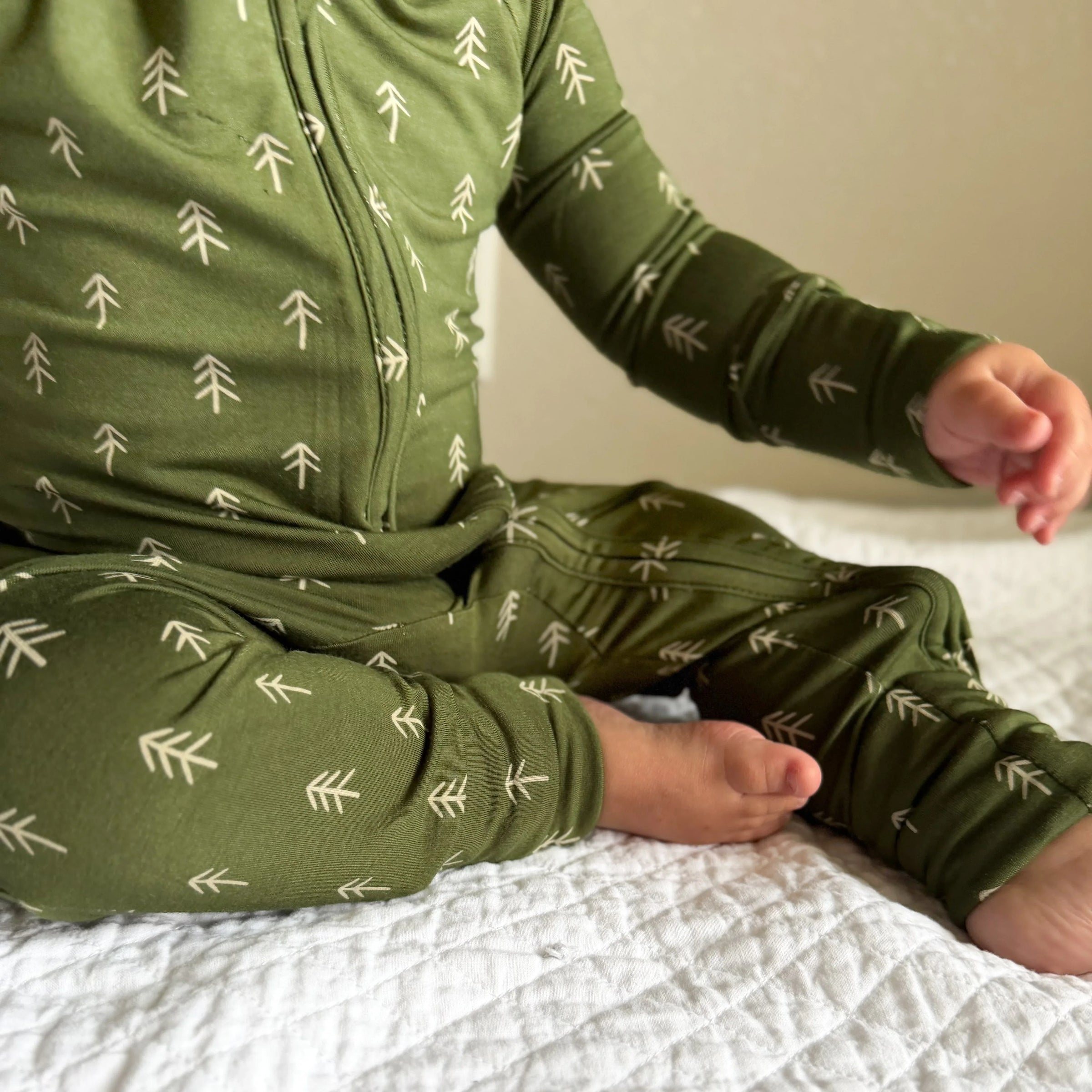 Christmas Tree Bamboo Pajamas - Zippy - BIG FRENCHIES