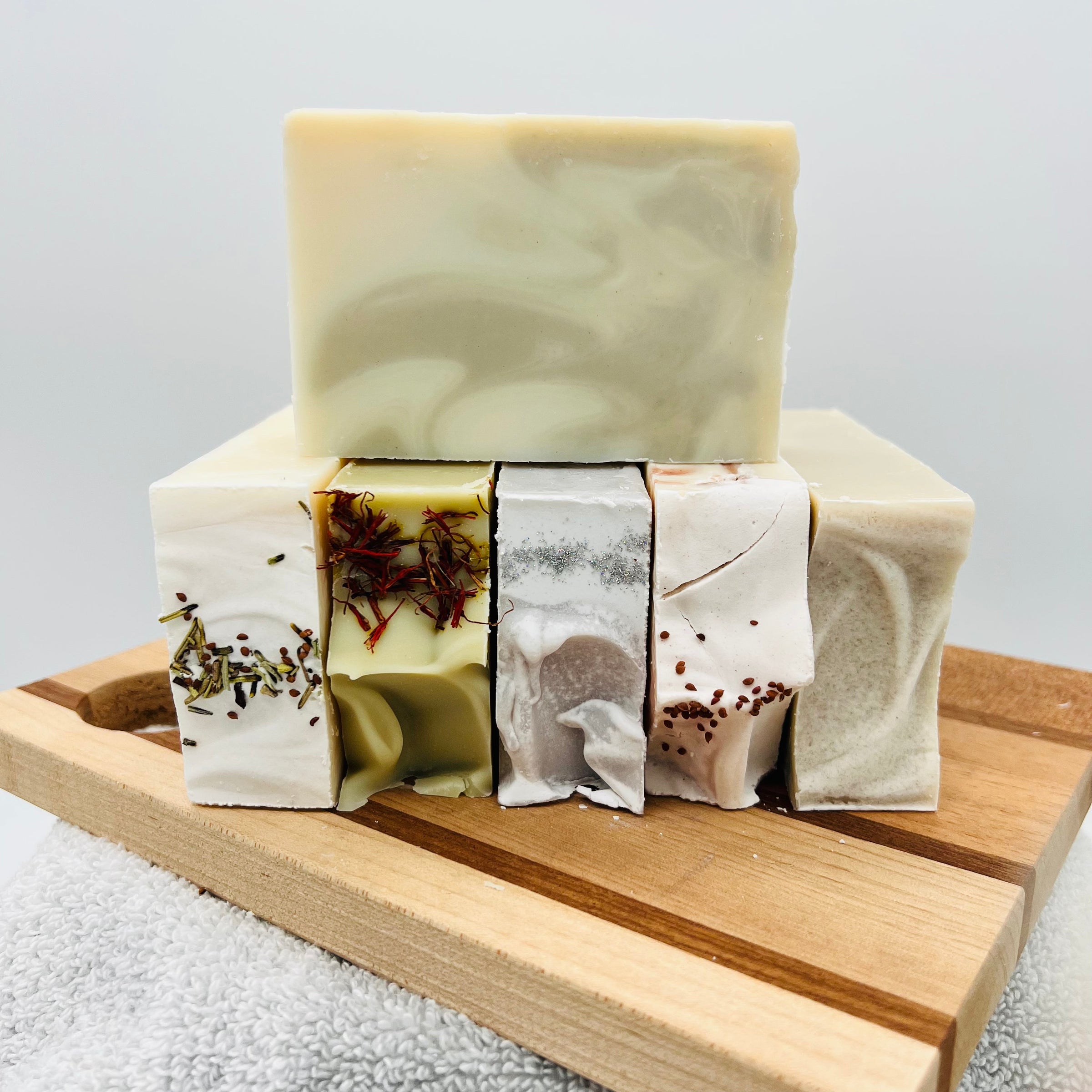 Winter Green Aloe Bath Soap - BIG FRENCHIES