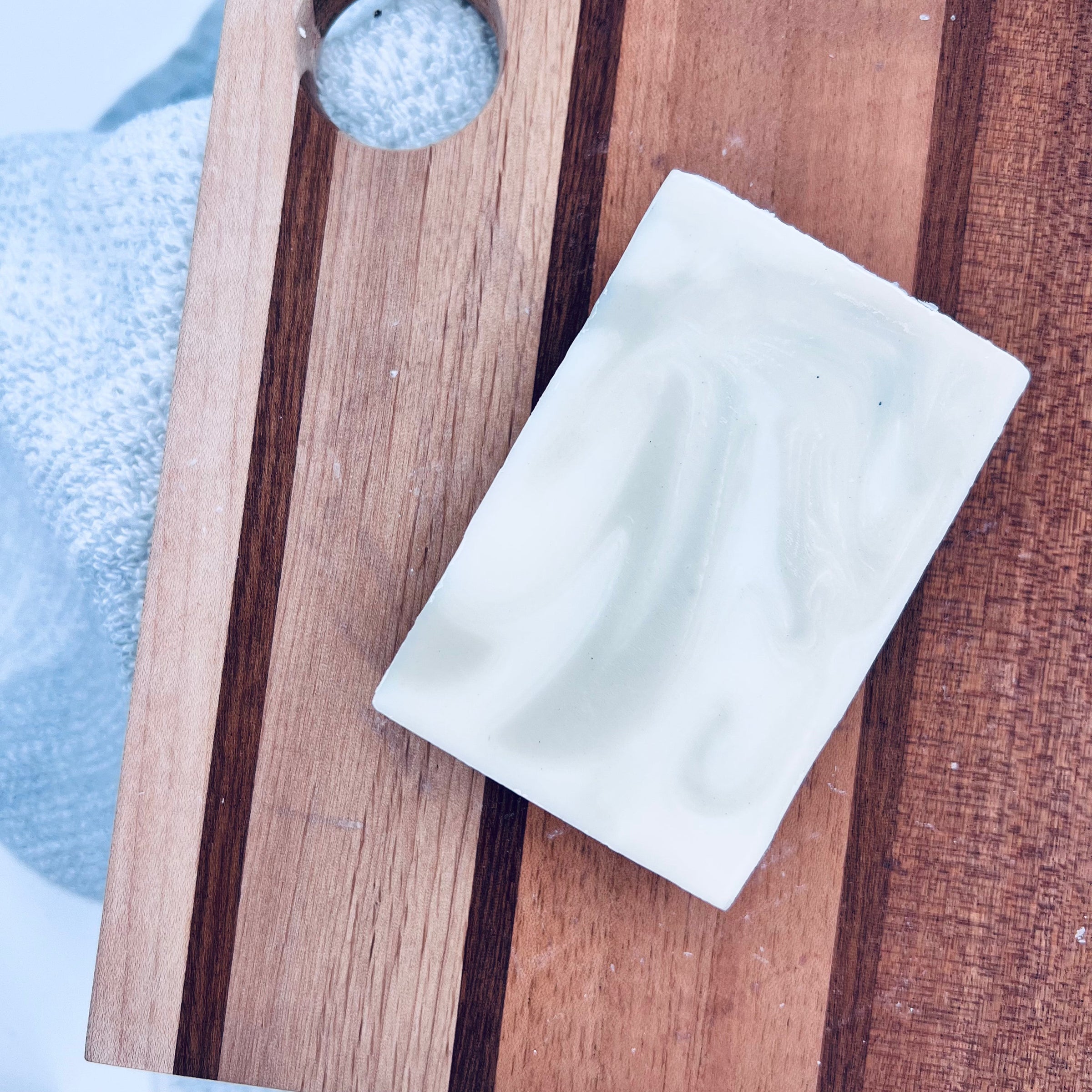 Winter Green Aloe Bath Soap - BIG FRENCHIES