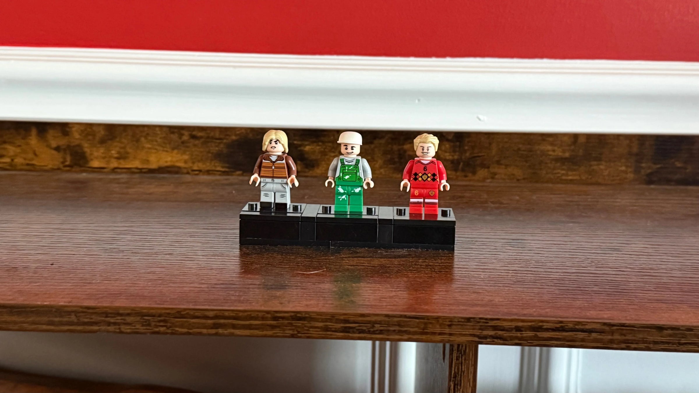 Display Stands for LEGO® Minifigures – Multiple Sizes - BIG FRENCHIES