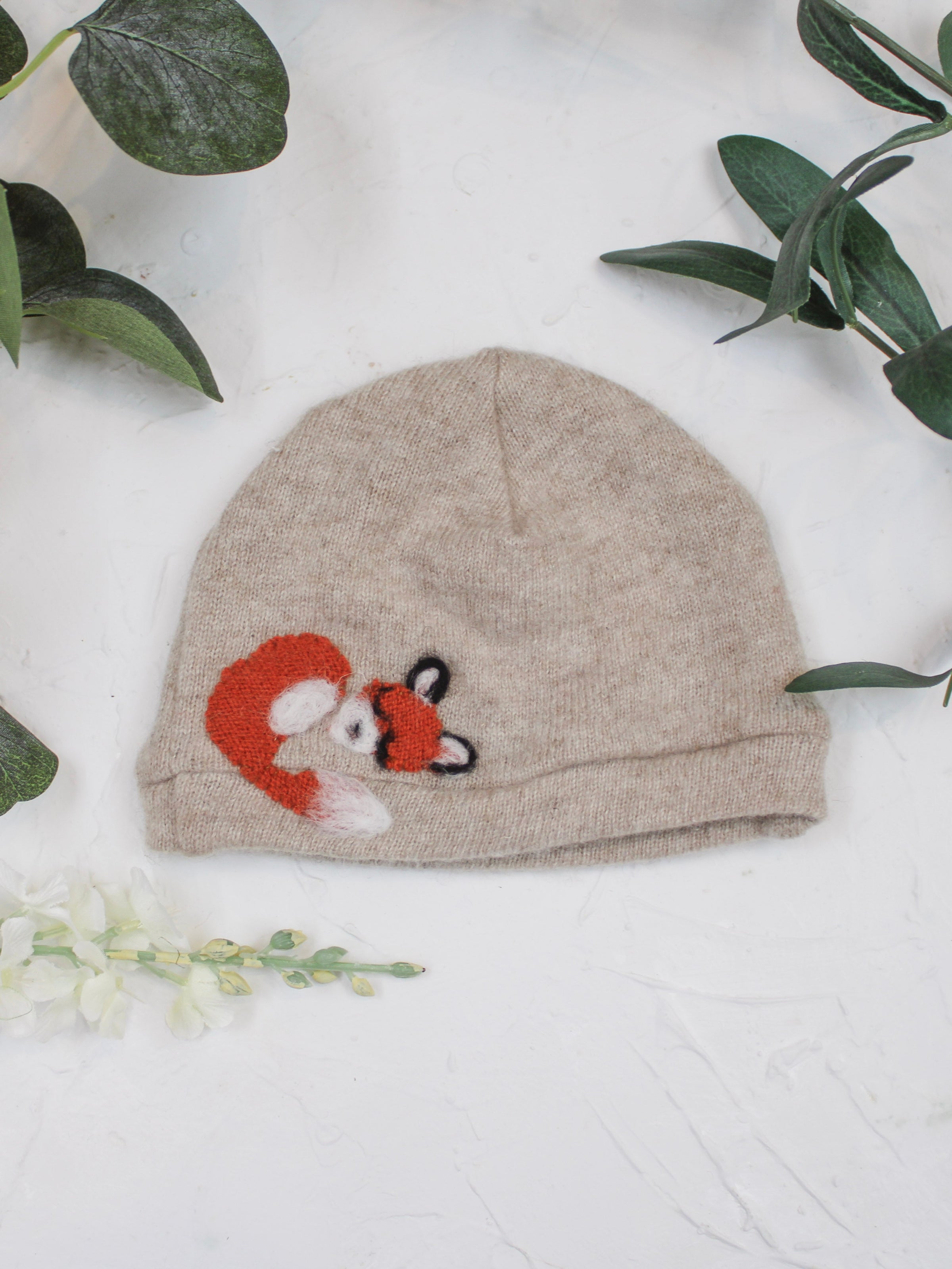 Sleeping Fox Cashmere Hat - Newborn - BIG FRENCHIES