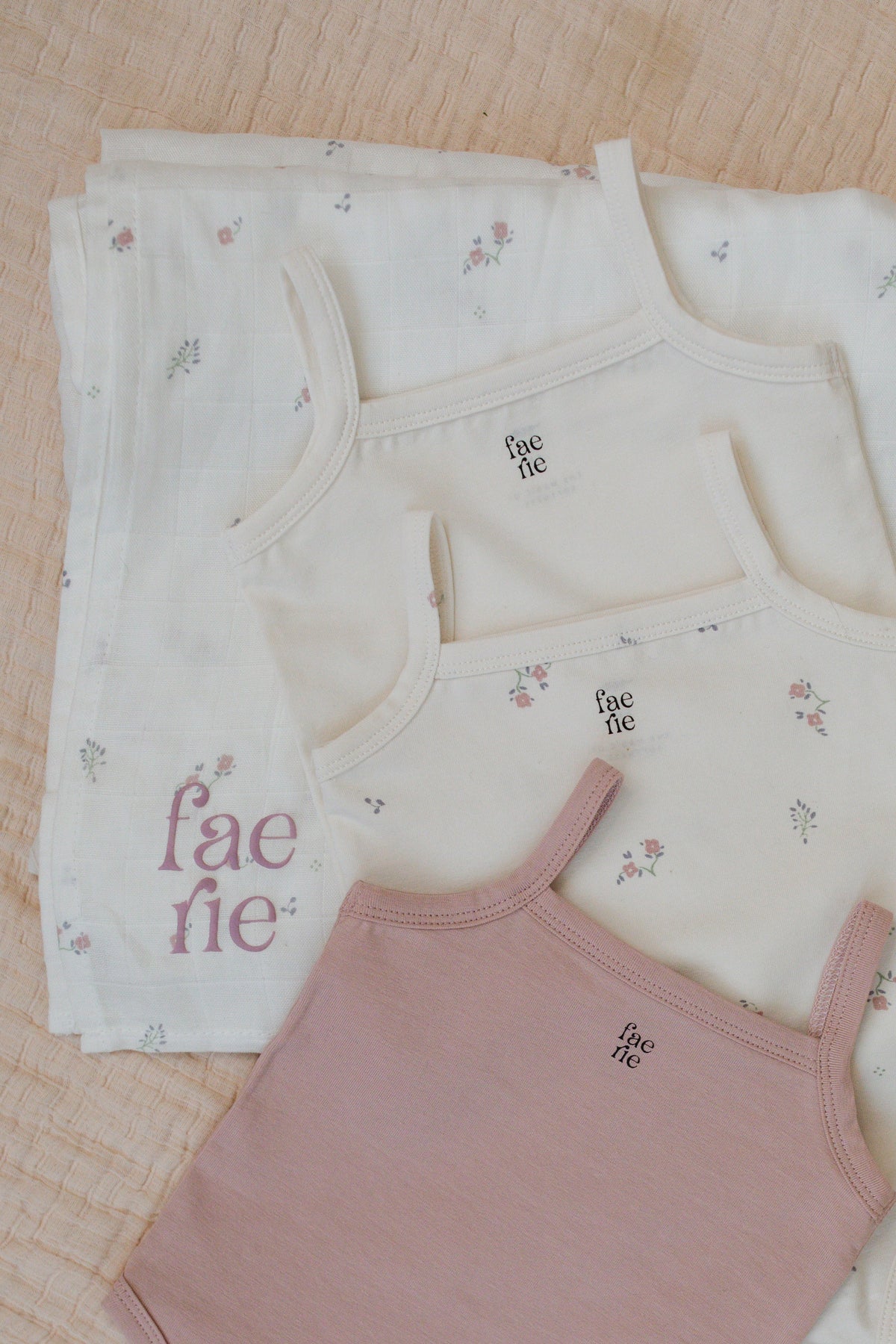 Swaddle for Girls - BIG FRENCHIES