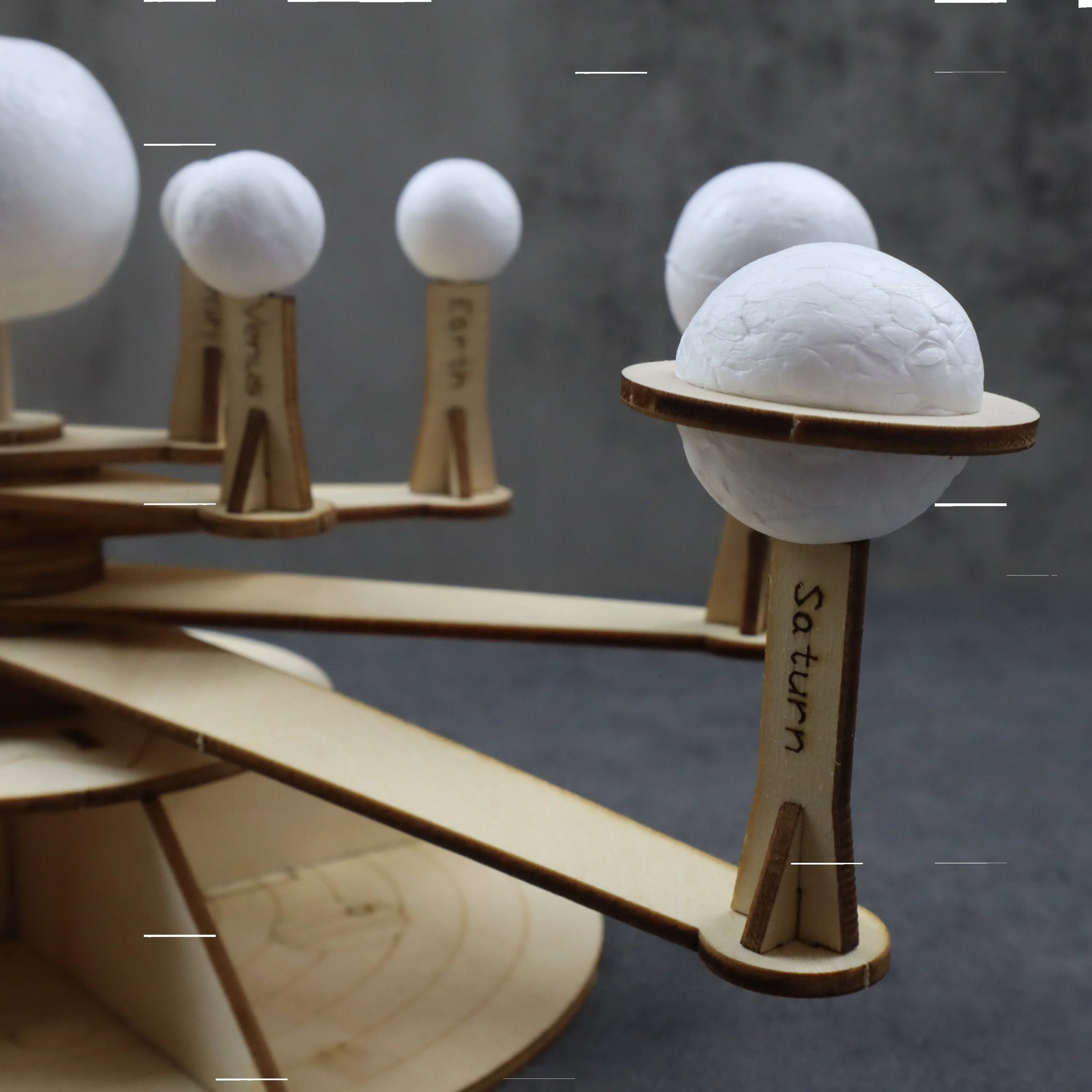 Solar System Model DIY Kit, Educational STEM Toy - BIG FRENCHIES