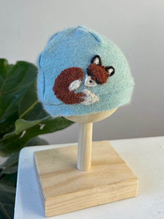 Sleeping Fox Cashmere Hat - Newborn - BIG FRENCHIES