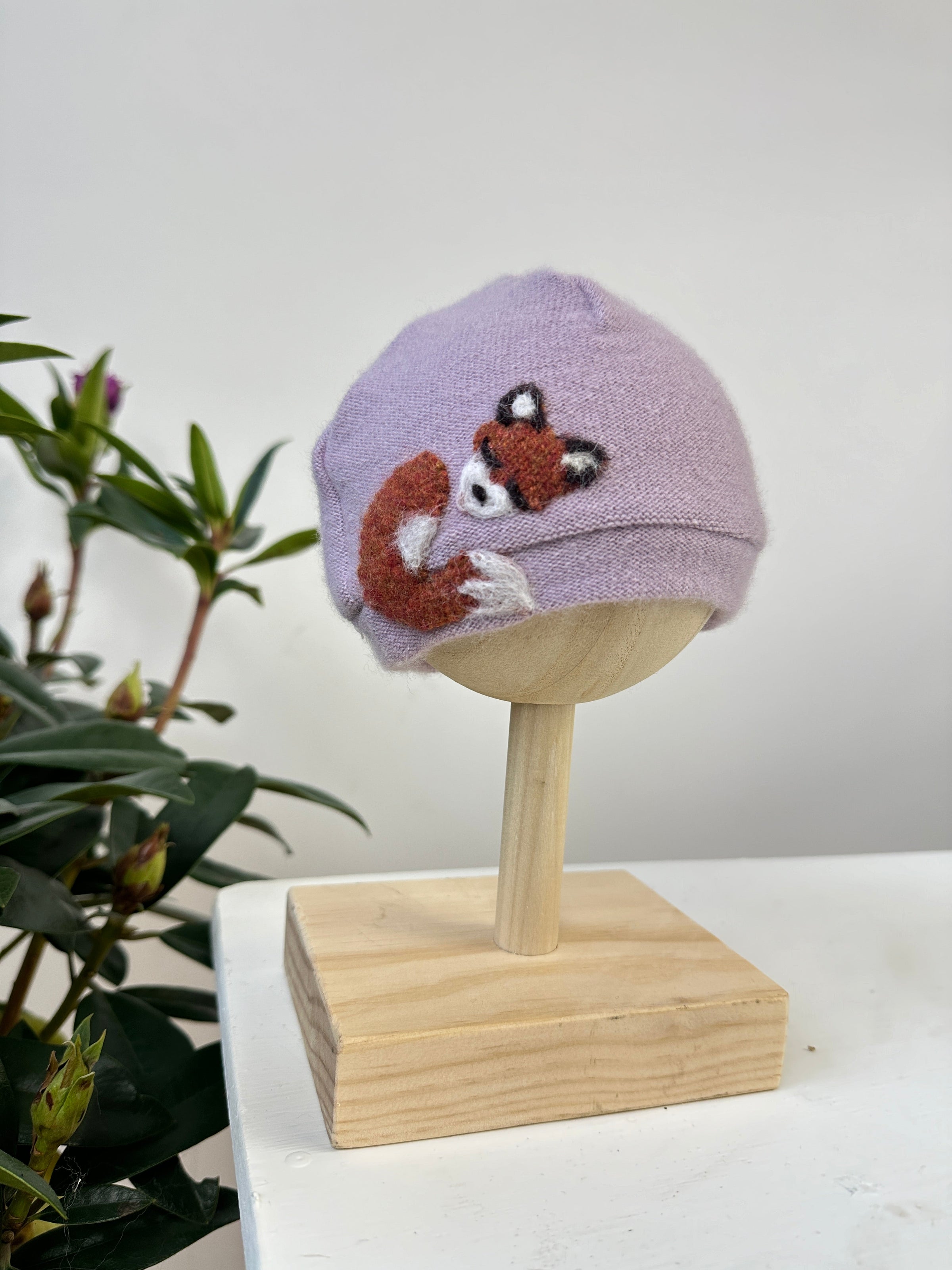 Sleeping Fox Cashmere Hat - Newborn - BIG FRENCHIES