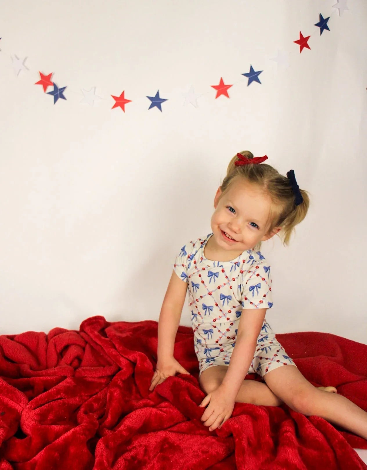 Red White & Bows 2pc Bamboo Pajamas - BIG FRENCHIES