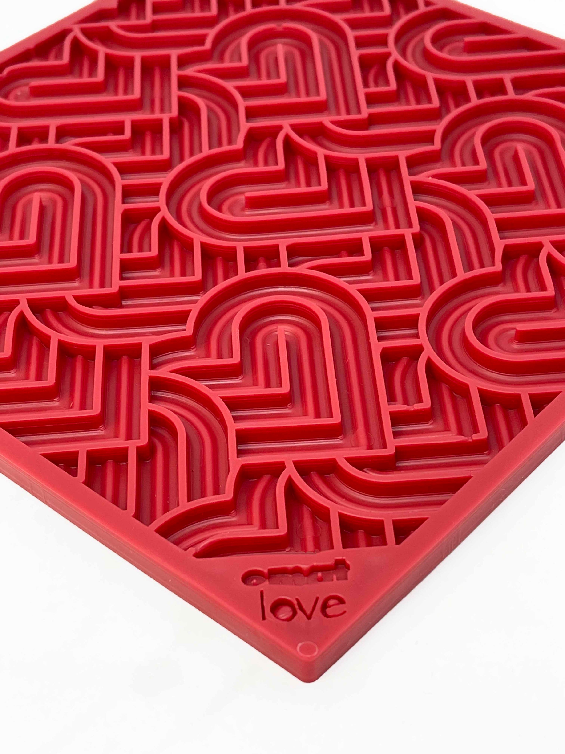Love eMat - Enrichment Lick Mat for Dogs and Cats| Heart Design | SodaPup - BIG FRENCHIES