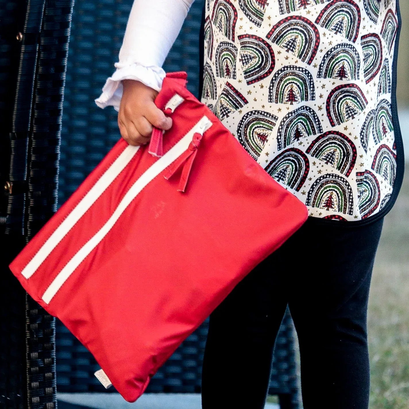 Solid Cranberry Minimalist - Waterproof Wet Bag (For mealtime, on-the-go, and more!) - BIG FRENCHIES