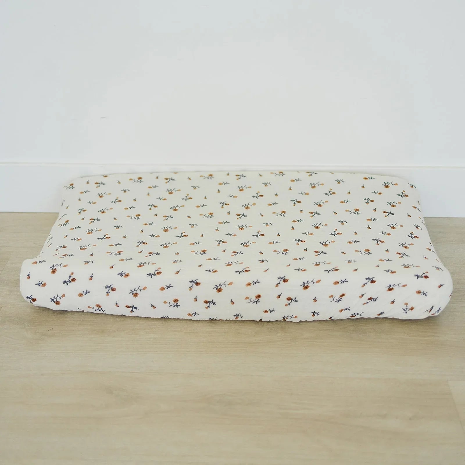 Cream Floral Muslin Changing Pad Cover - BIG FRENCHIES