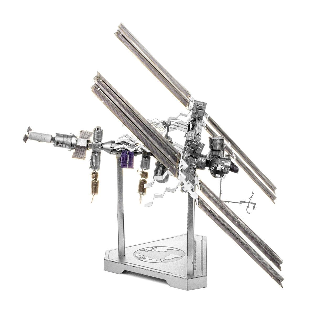 International Space Station Premium 3D Steel Model Kit Metal Earth