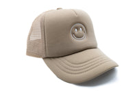 Smiley Trucker Hat - BIG FRENCHIES
