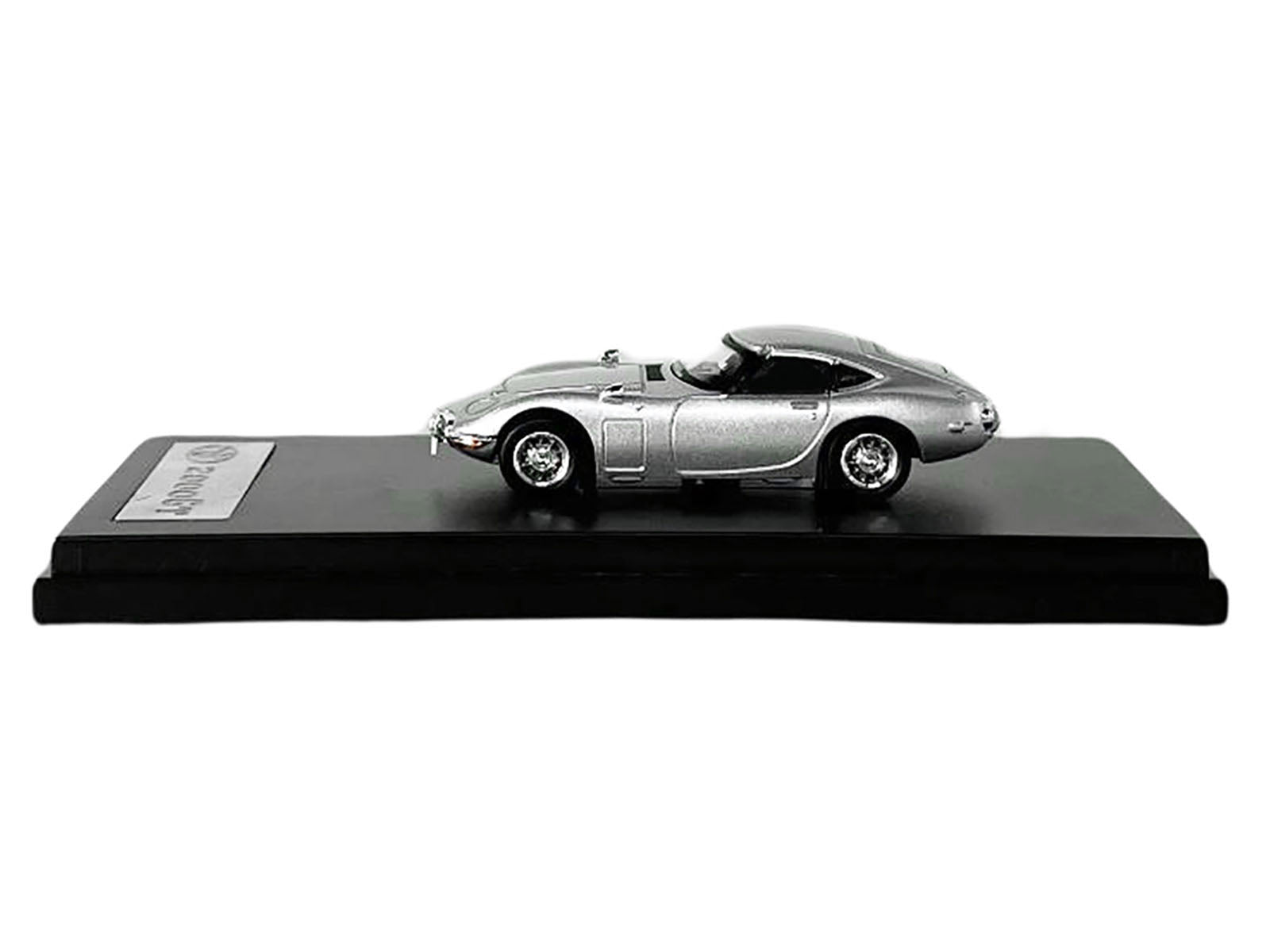 Toyota 2000GT RHD (Right Hand Drive) Silver Metallic 1/64 Diecast Model Car by LCD Models - BIG FRENCHIES