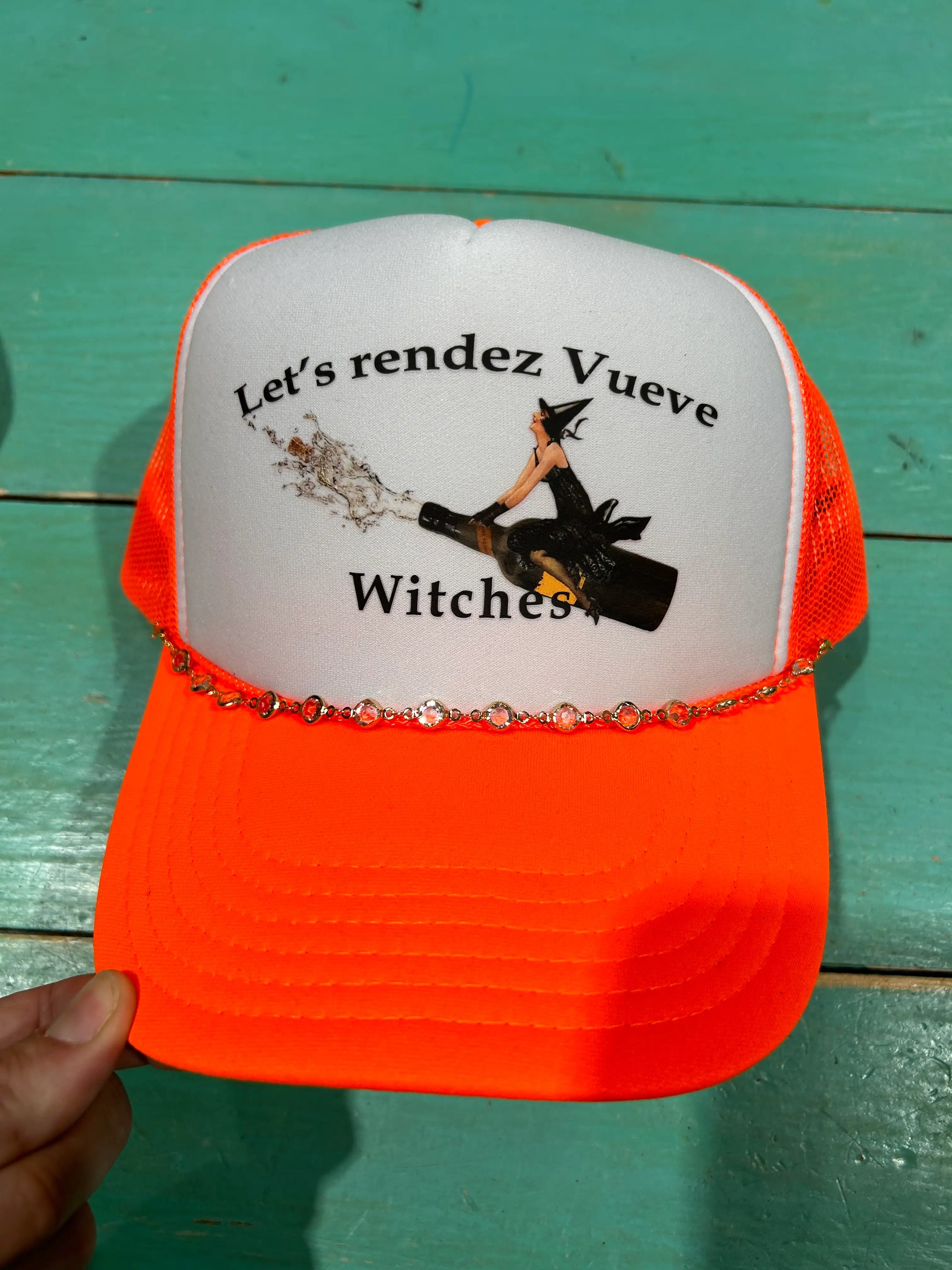Lets Rendez Vueve Witches Trucker - BIG FRENCHIES