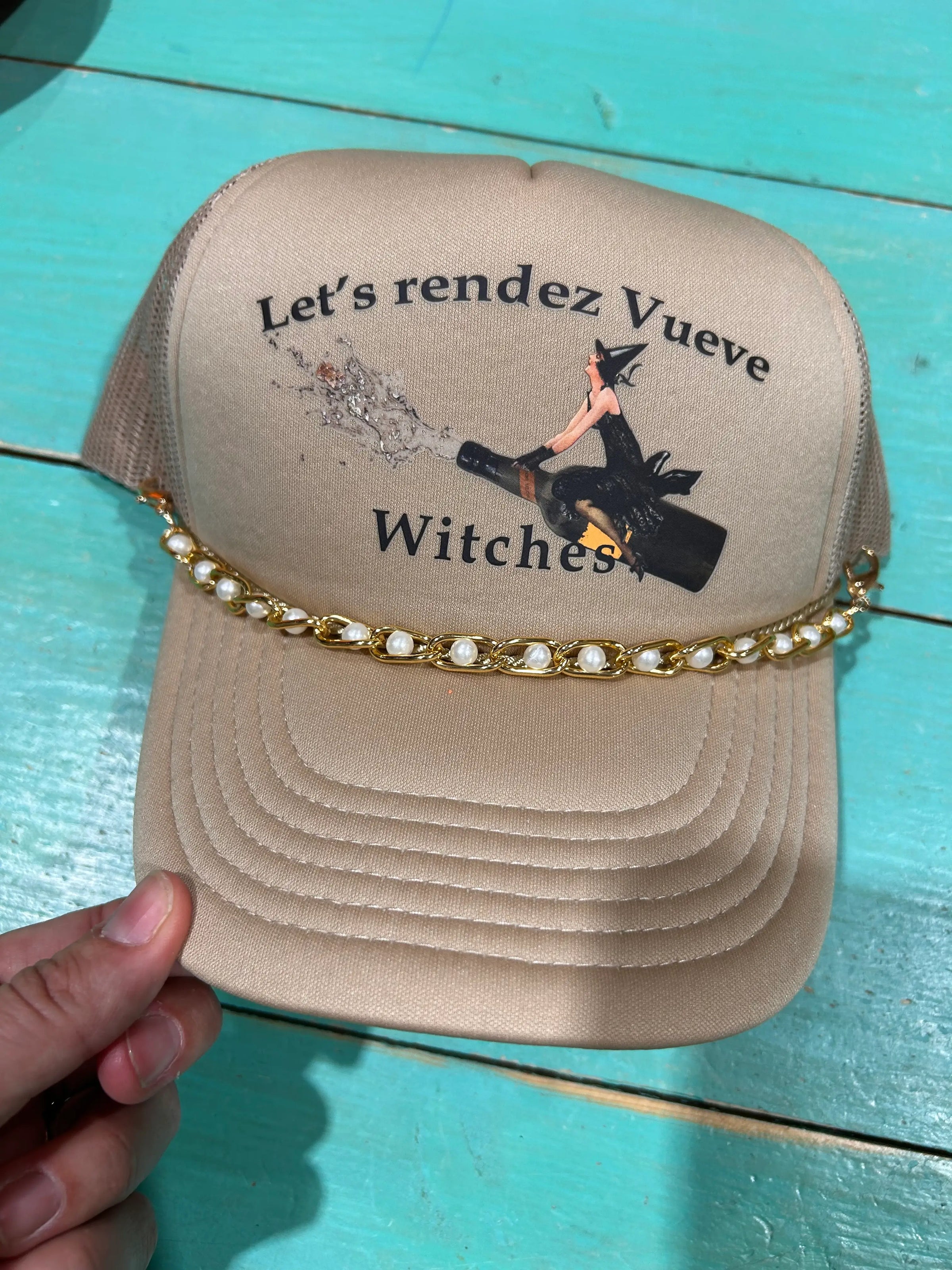 Lets Rendez Vueve Witches Trucker - BIG FRENCHIES