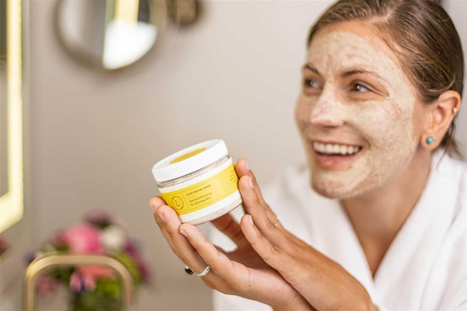 Natural Clay Facial Mask, Exfoliating Mask, Glowing skin Mask - BIG FRENCHIES