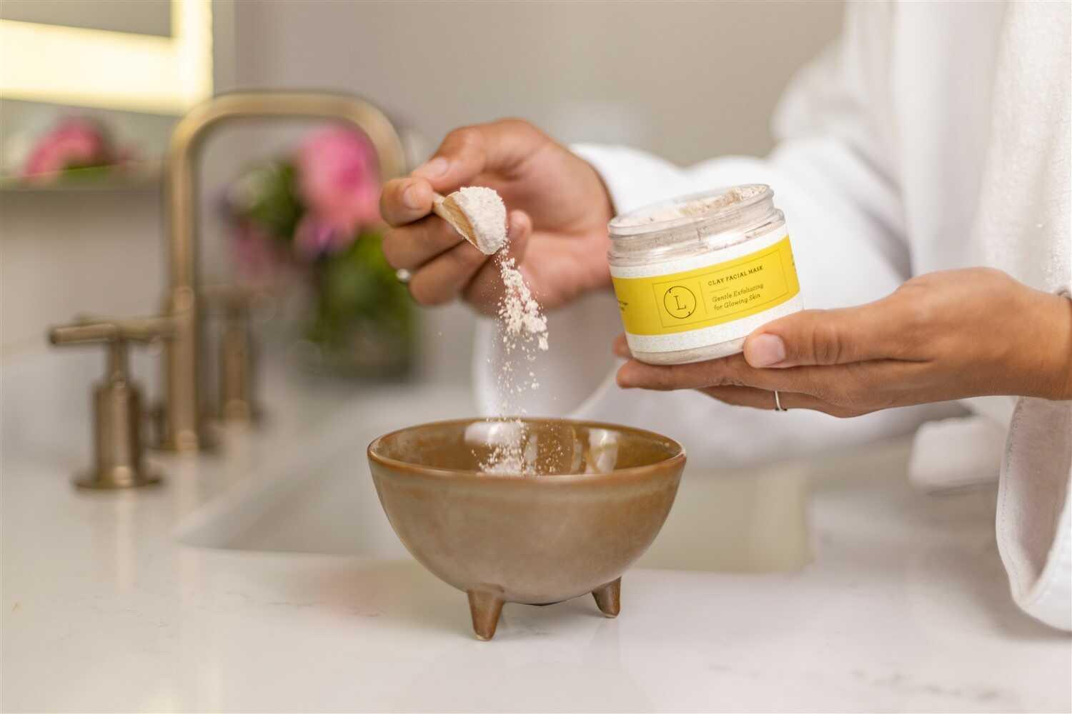 Natural Clay Facial Mask, Exfoliating Mask, Glowing skin Mask - BIG FRENCHIES
