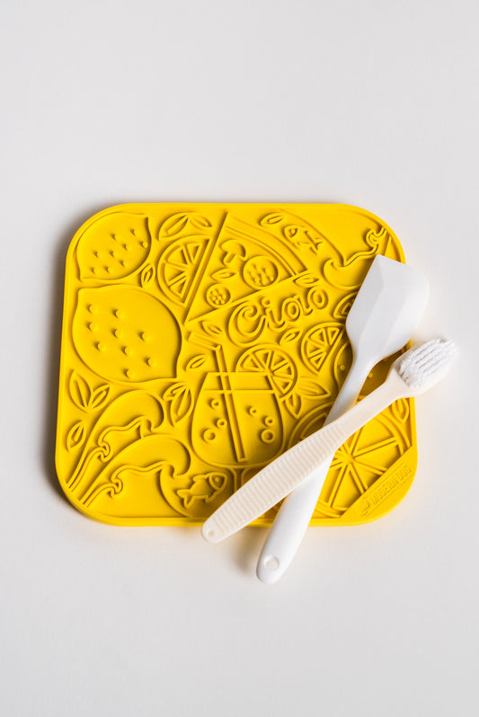 The Modern Dog Co. - Limoncello Lick Mat - BIG FRENCHIES