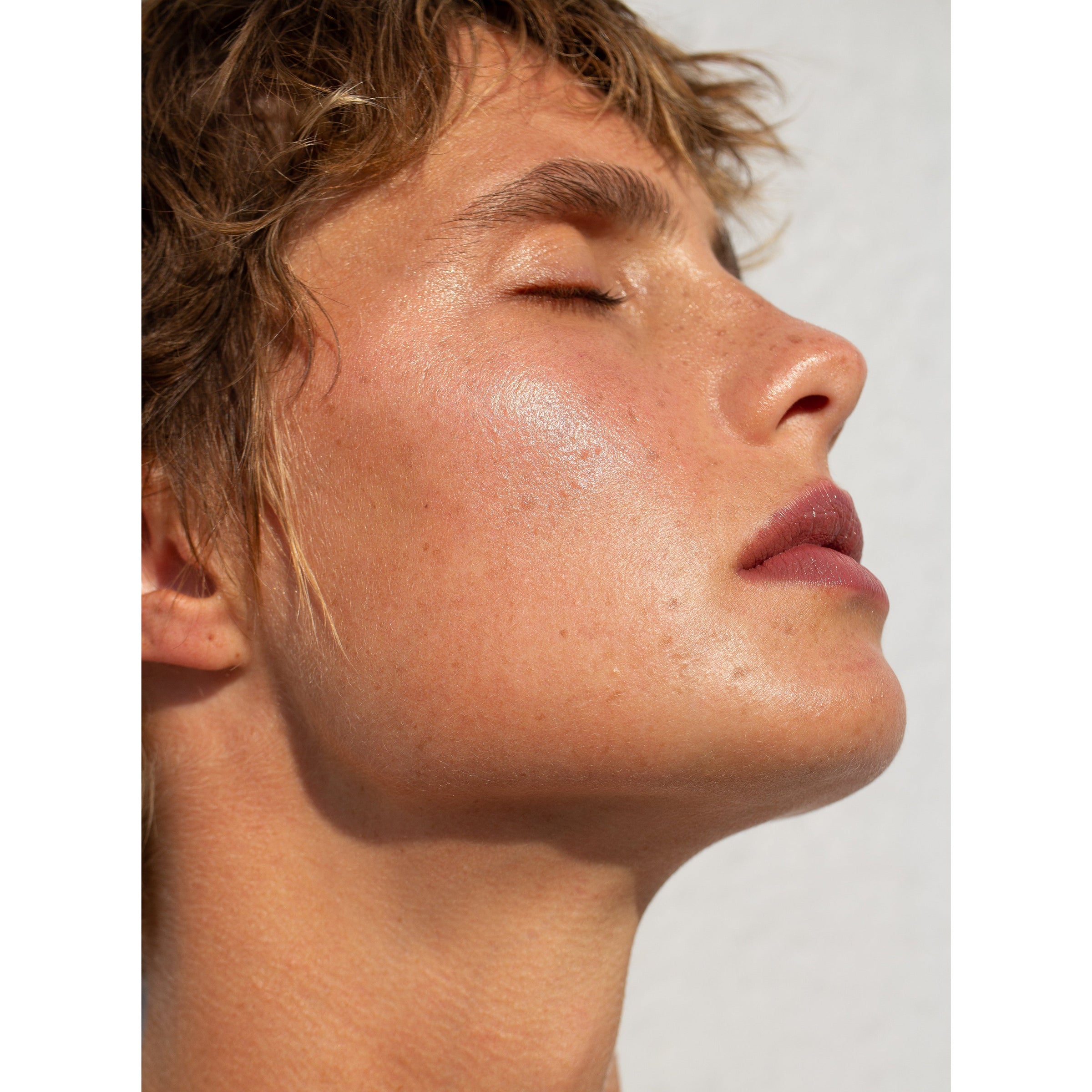 HYDRA HIGHLIGHTER STICK // FACE + BODY - BIG FRENCHIES