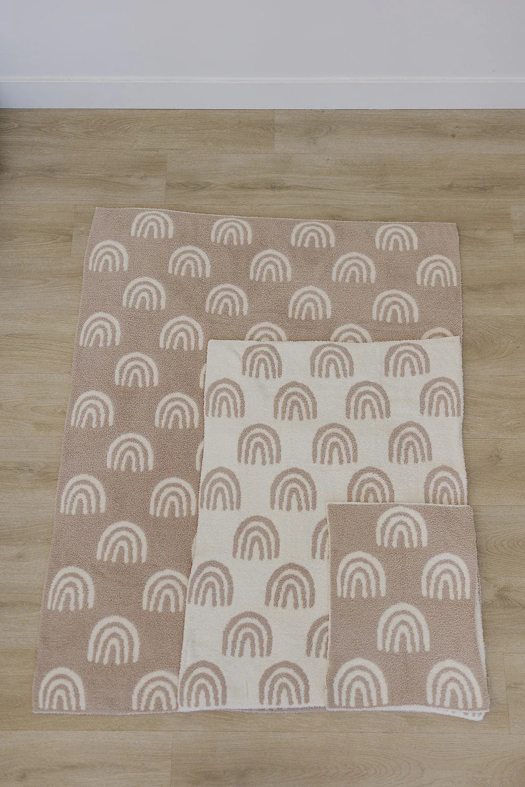 Taupe Rainbow Plush Blanket - BIG FRENCHIES