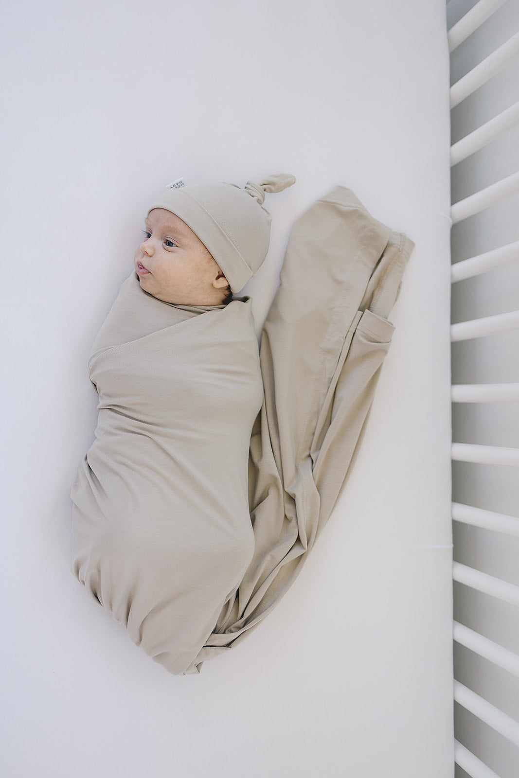Oatmeal Bamboo Newborn Knot Hat - BIG FRENCHIES