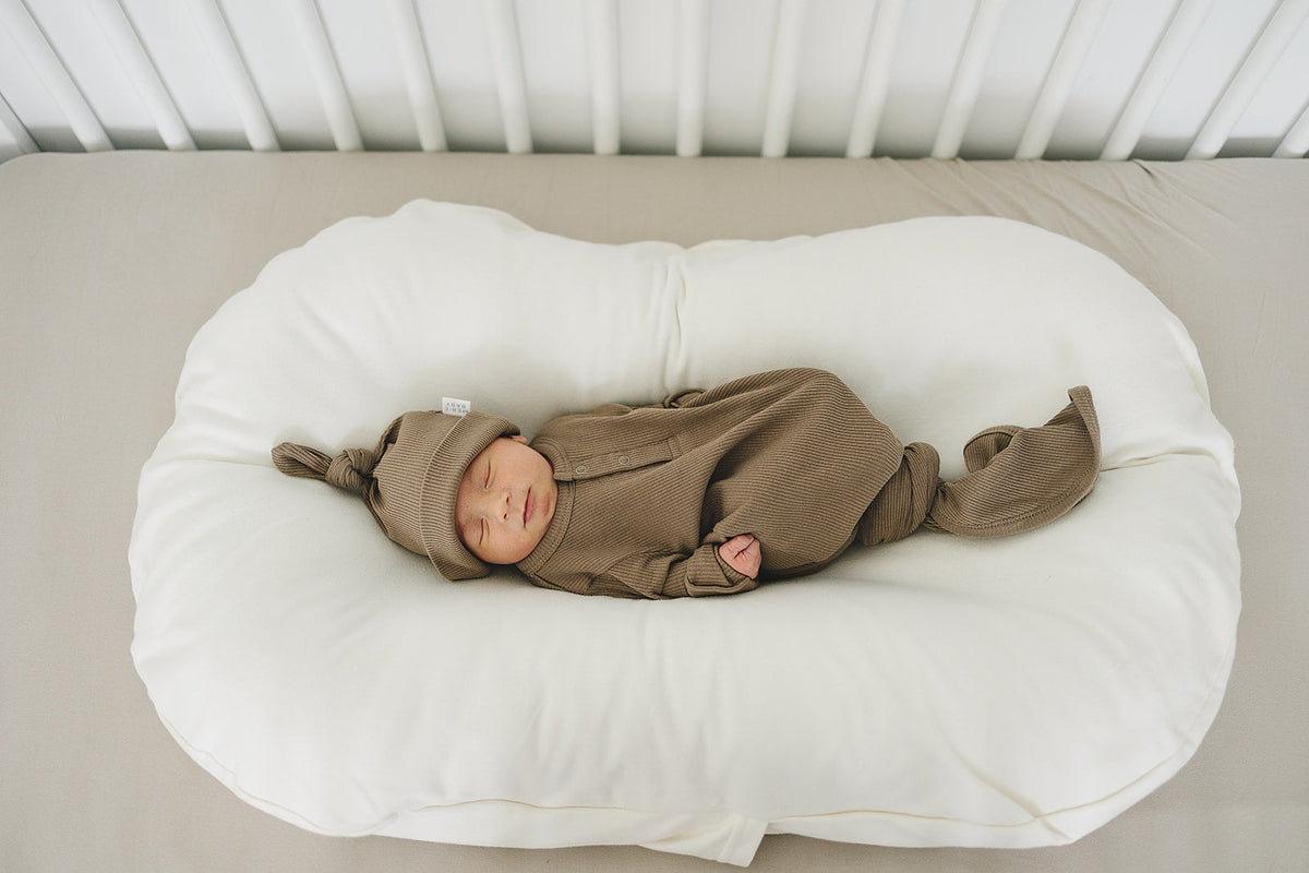 Cocoa Organic Ribbed Newborn Knot Hat - BIG FRENCHIES