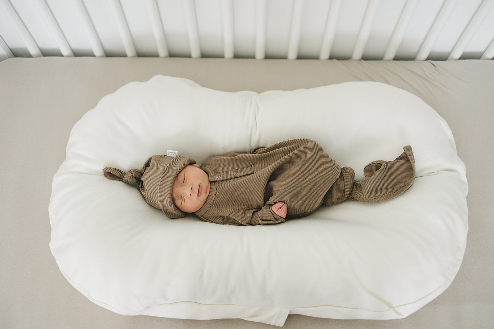 Cocoa Organic Ribbed Newborn Knot Hat - BIG FRENCHIES