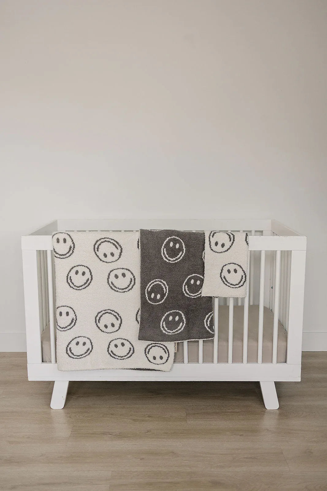 Charcoal Smiley Plush Blanket - BIG FRENCHIES