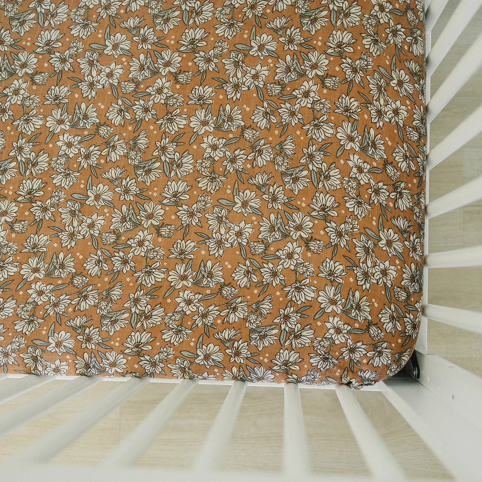 Magnolia Muslin Crib Sheet - BIG FRENCHIES